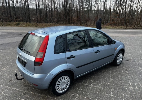 Ford Fiesta cena 5500 przebieg: 109000, rok produkcji 2004 z Kleczew małe 121